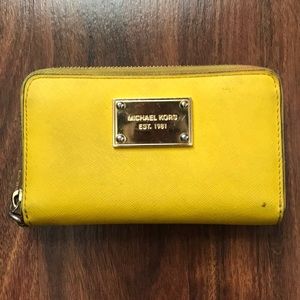 Small yellow Michael Kors wallet
